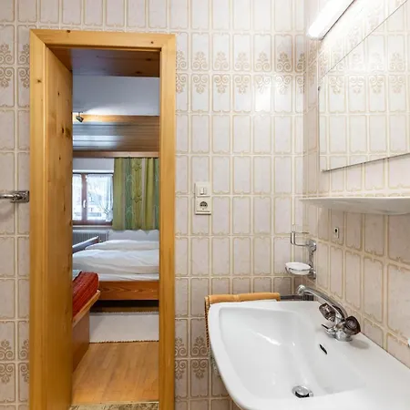 Apartment Anton Huter